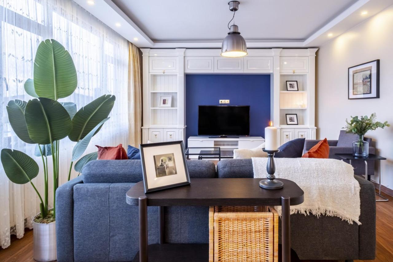 Captivating Flat With Balcony Near Besiktas Pier Daire *